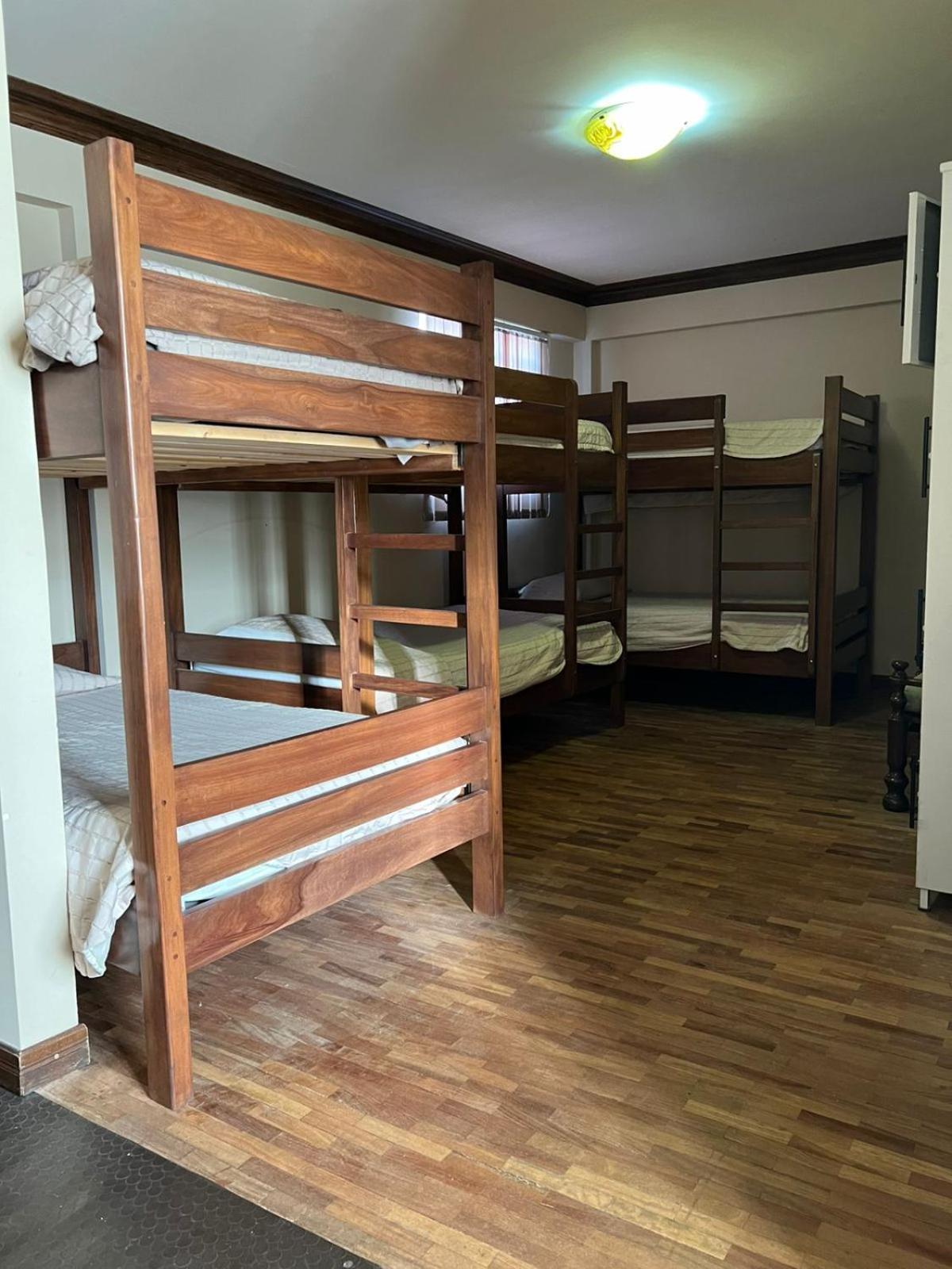 La Culta Centro Cultural Y Hostal 수크레 외부 사진