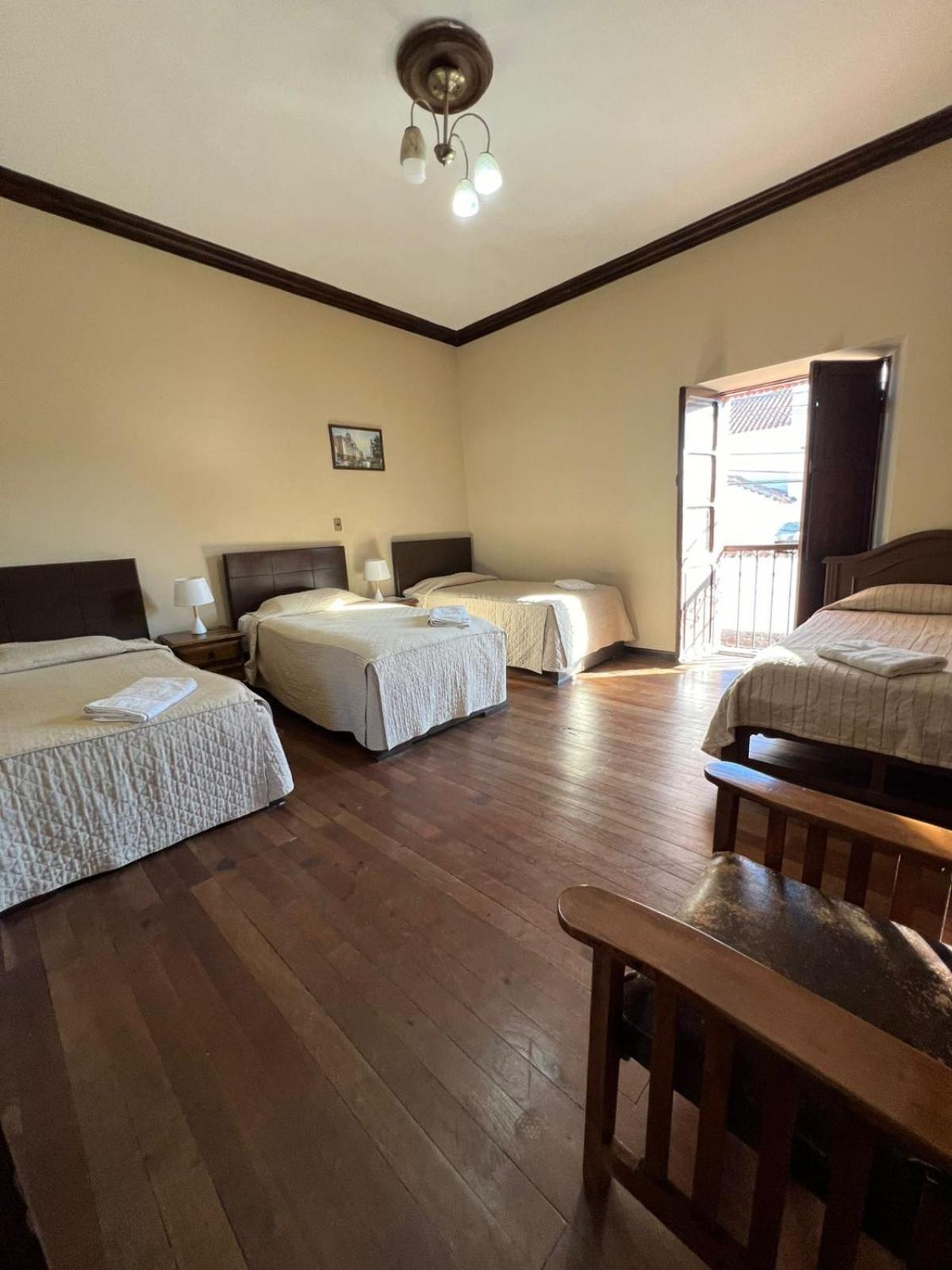 La Culta Centro Cultural Y Hostal 수크레 외부 사진