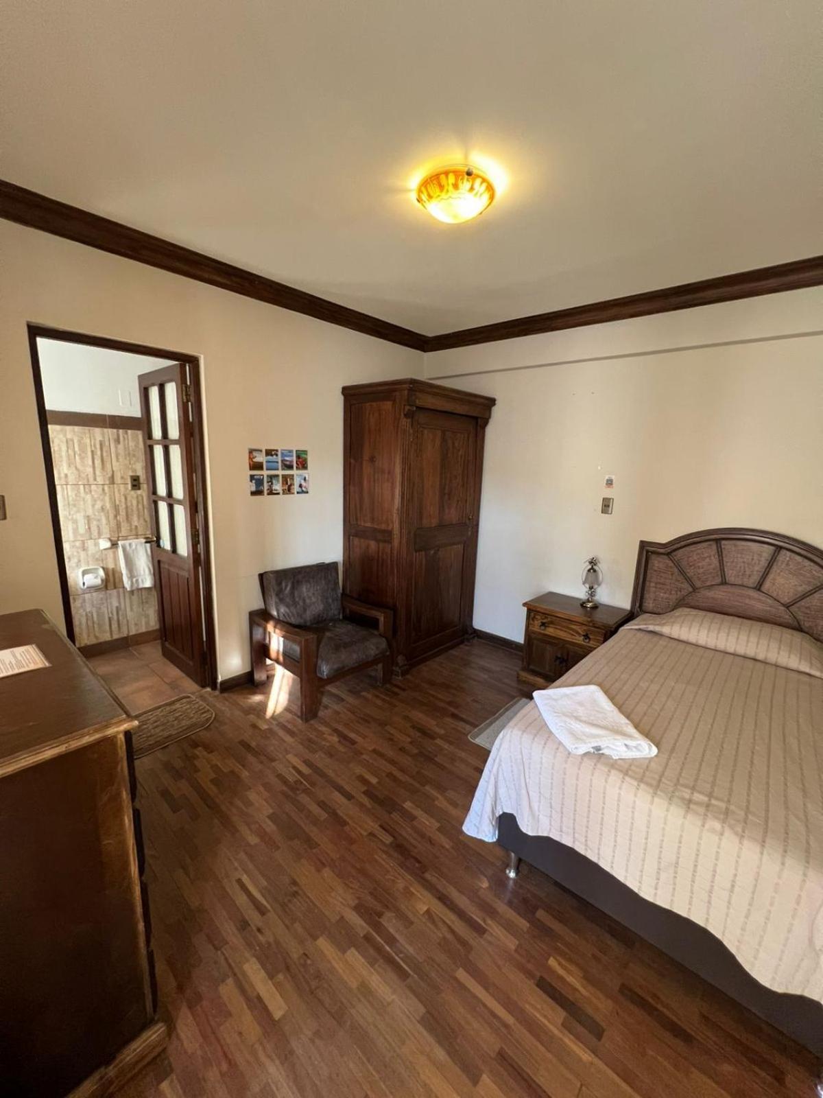 La Culta Centro Cultural Y Hostal 수크레 외부 사진